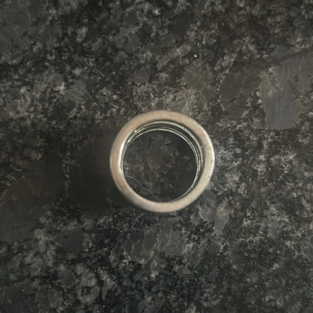 Ring - Picture 2 of 2